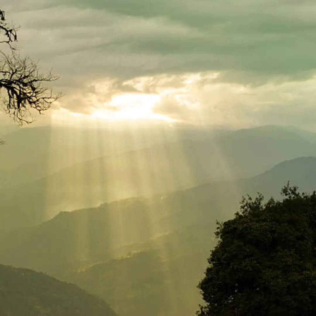 इसे कहा जाता है बिजली गिरना