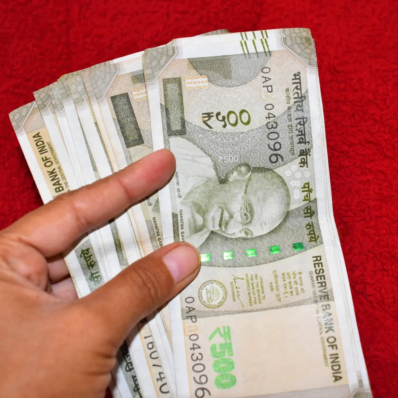 ​करीब 1.15 करोड़ कर्मचारियों और पेंशनर्स को मिलता है फायदा​