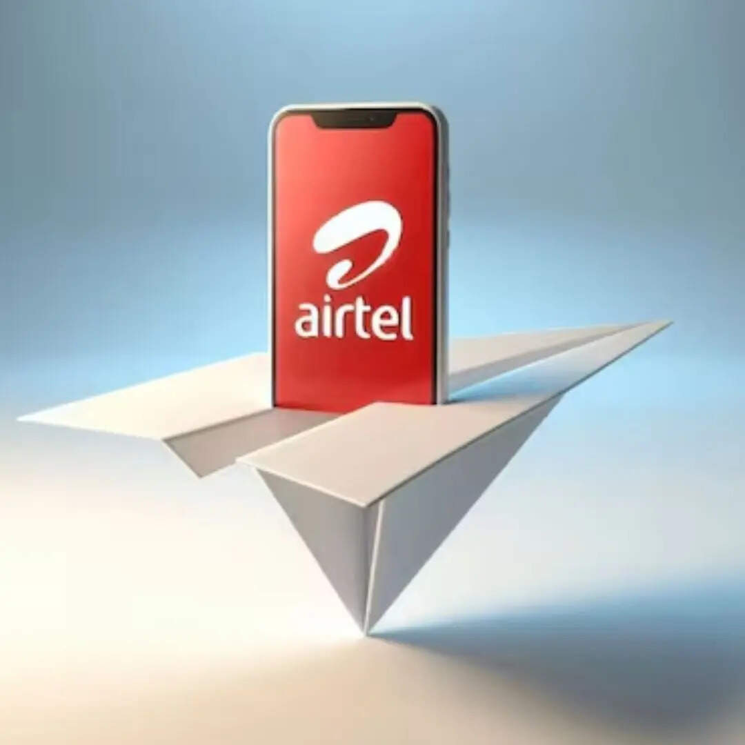 प्लान के साथ हर महीने 100 SMS भी मिलते हैं। यह प्लान एक ही मोबाइल कनेक्शन (सिंगल सिम) के लिए है। साथ ही यूजर्स को Google One के जरिए 100GB क्लाउड स्टोरेज की सुविधा भी दी जाती है।