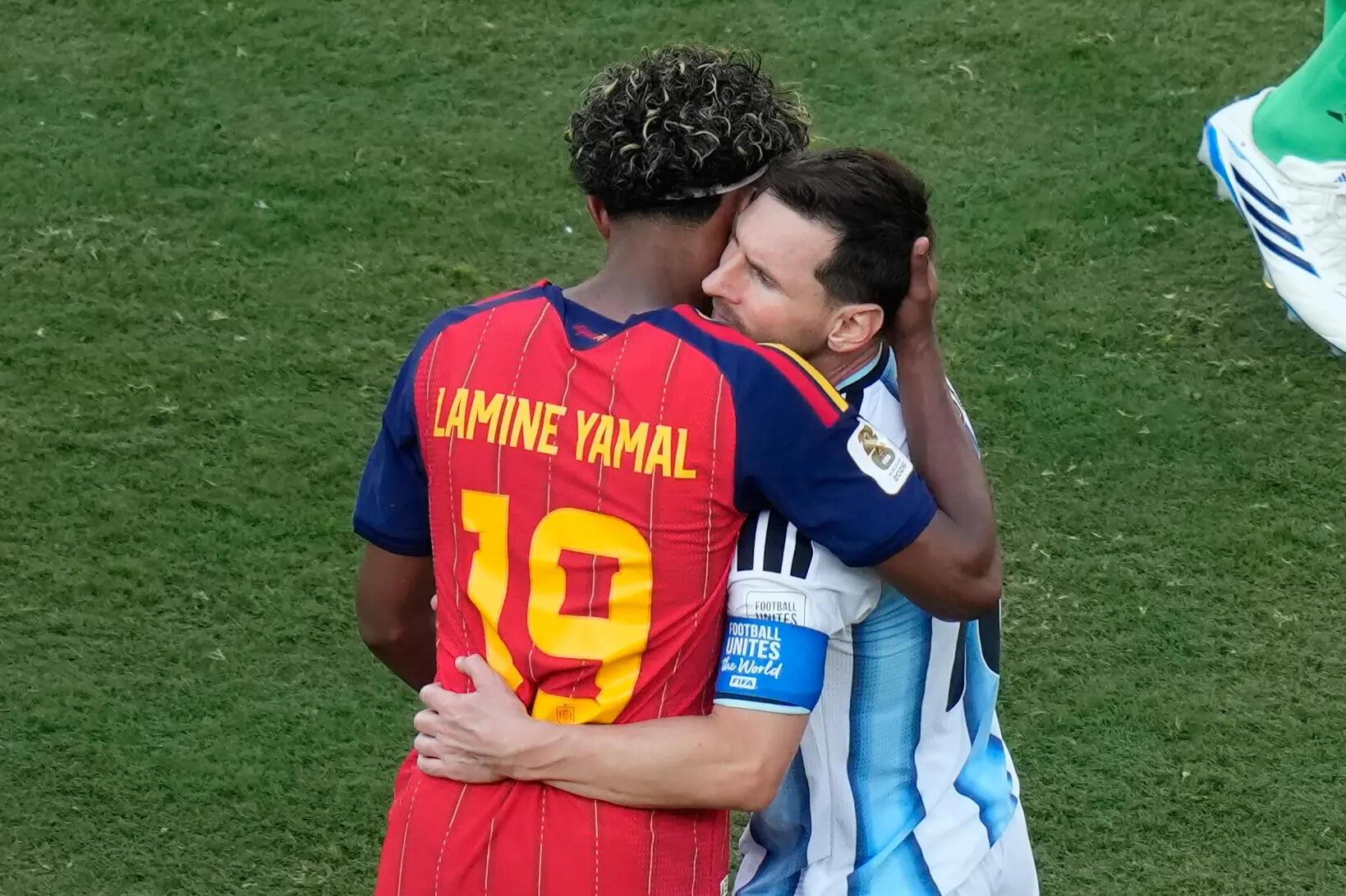 Yamal and Messi (फोटो-AP)