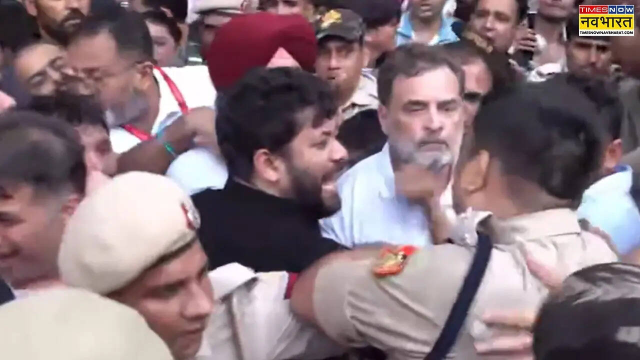 दिल्ली पुलिस का एक्शन