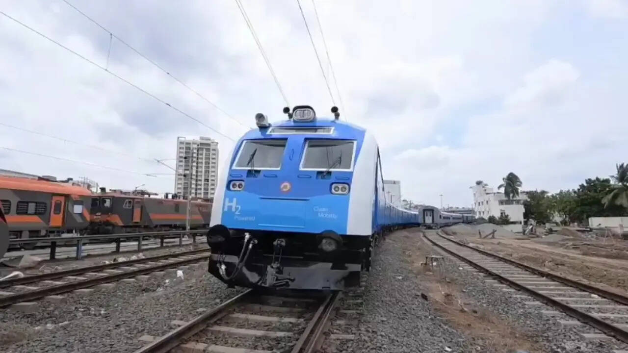 ​ट्रेन में सुरक्षा के लिए खास इंतजाम​