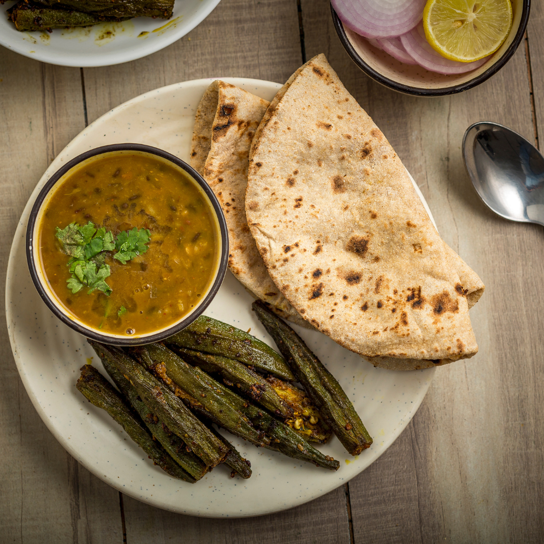 संतुलित और हल्का भोजन करें