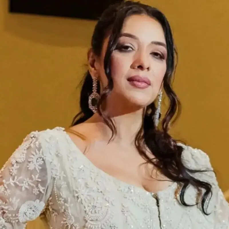 Rupali Ganguly ने झारखंड छात्र आंदोलन पर किया ट्वीट