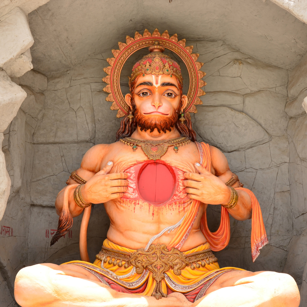 सिंदूर और चमेली का तेल अर्पित करें
