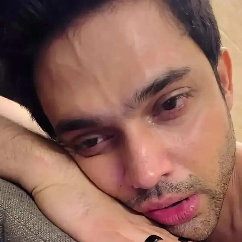 जब सोशल मीडिया पर रोते दिखे Parth Samthaan