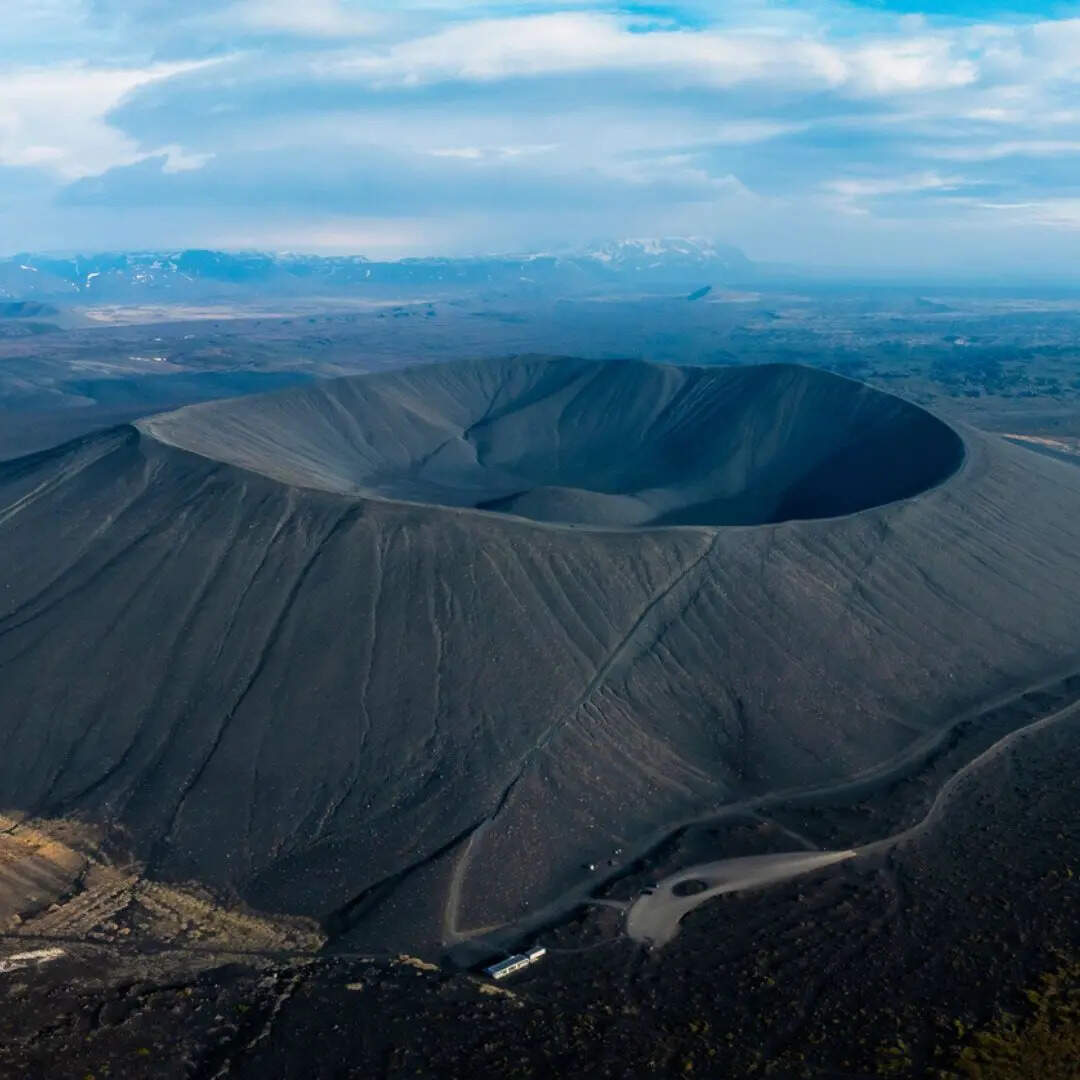 धरती का बेहद खास ज्वालामुखी (Volcano)
