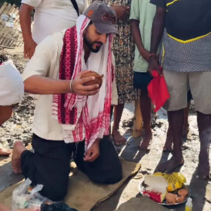 अभिषेक मल्हान ने असम में किया हनुमान मंदिर का श्रीगणेश