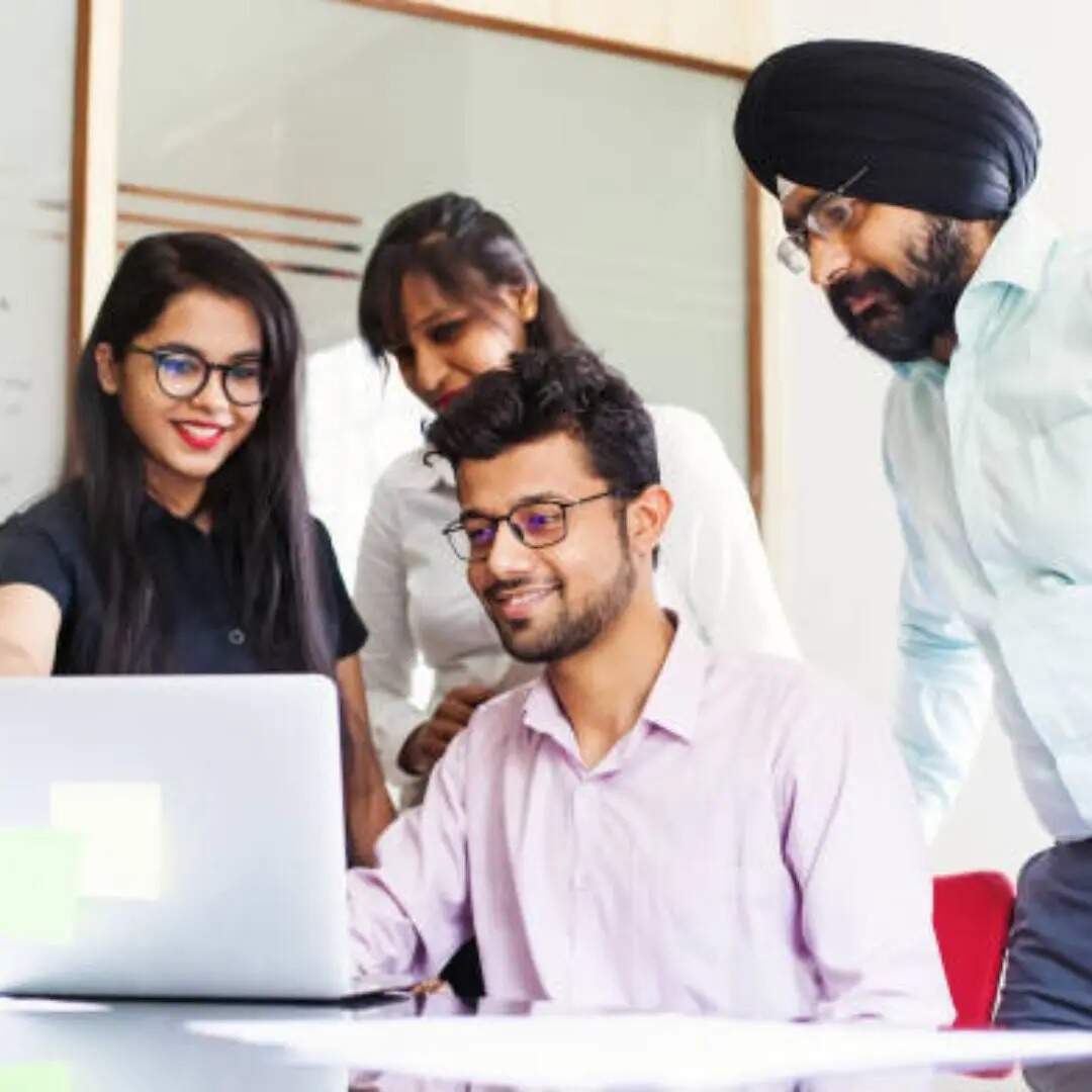 CEO का फुलफॉर्म क्या होता है