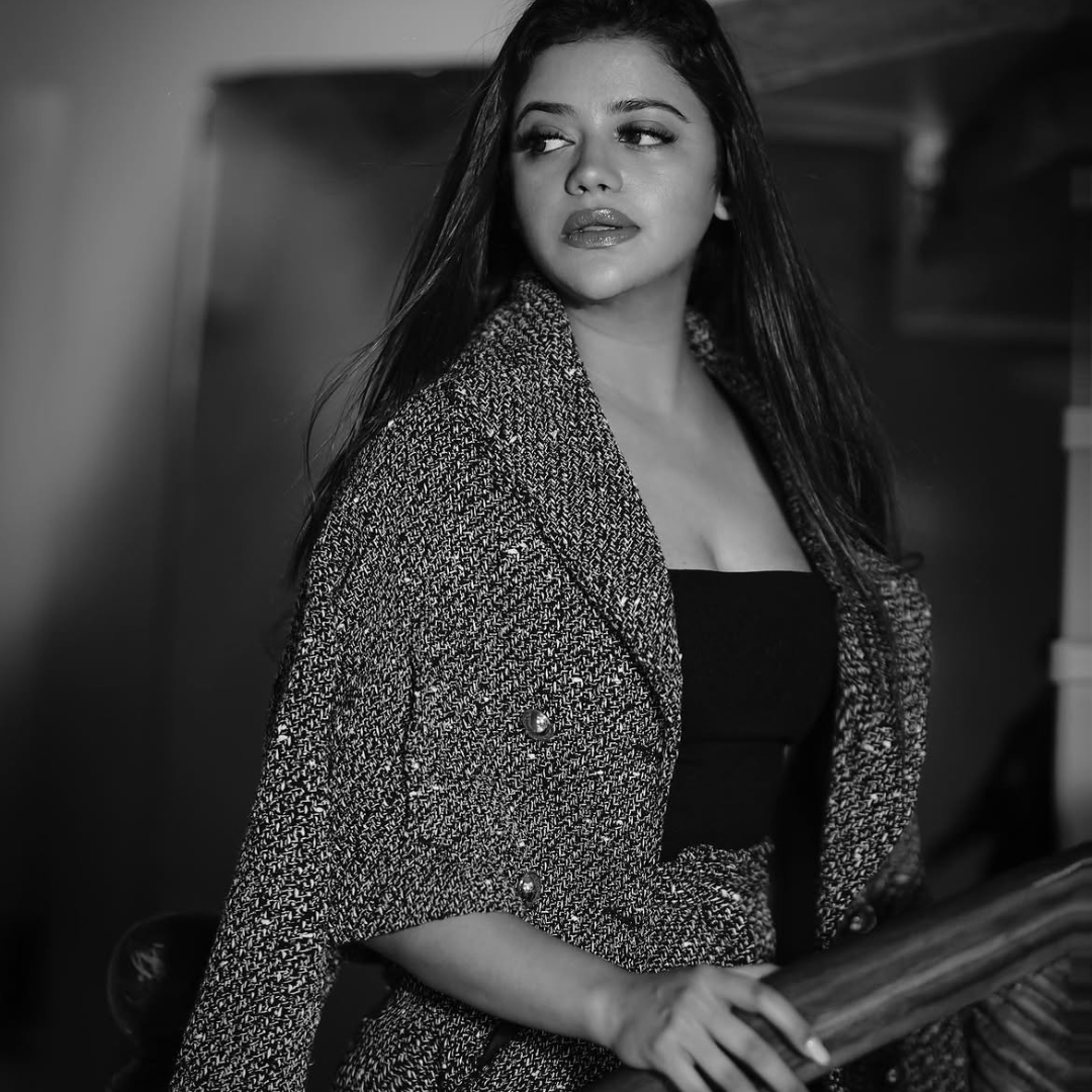 शिमर ड्रेस