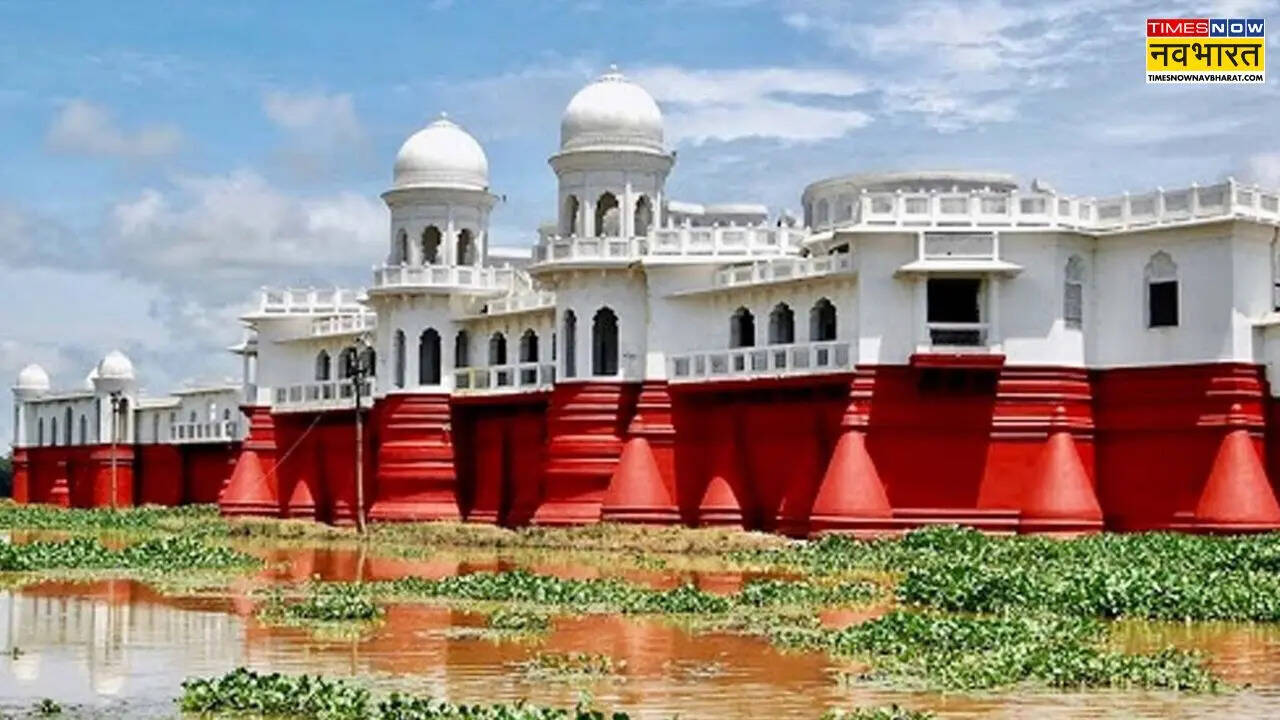 त्रिपुरा का शाही महल (Photo: Pinterest)