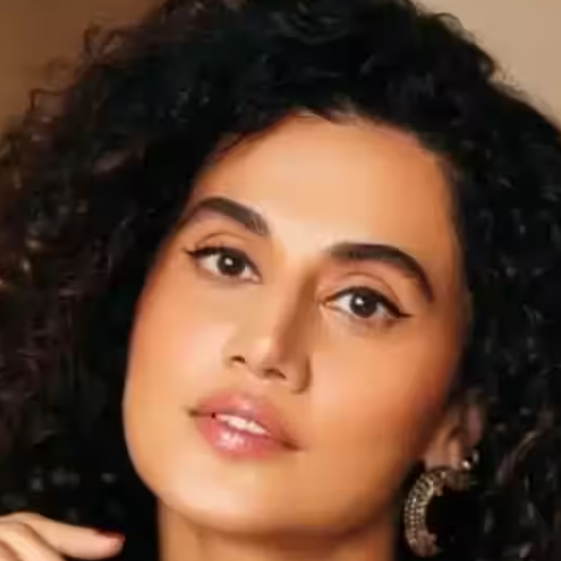 ​तापसी ने कंगना से रिश्ते पर की बात