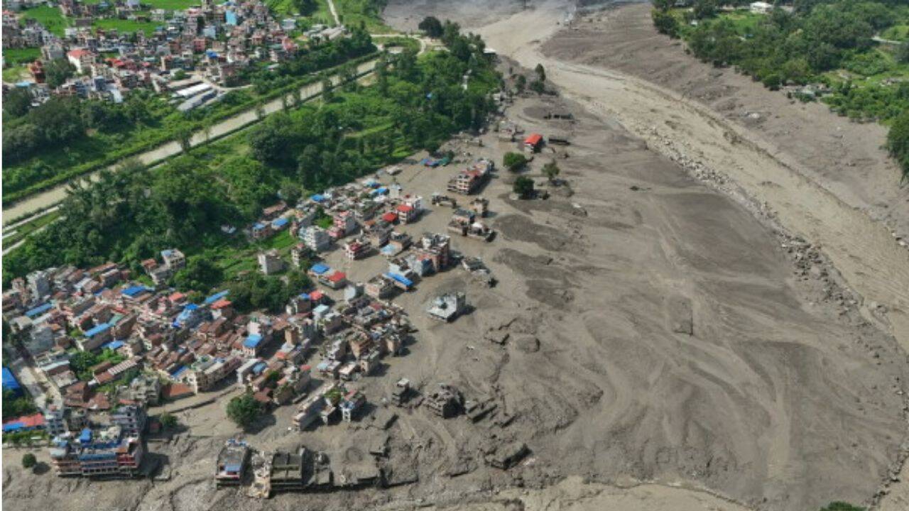 nepal flood