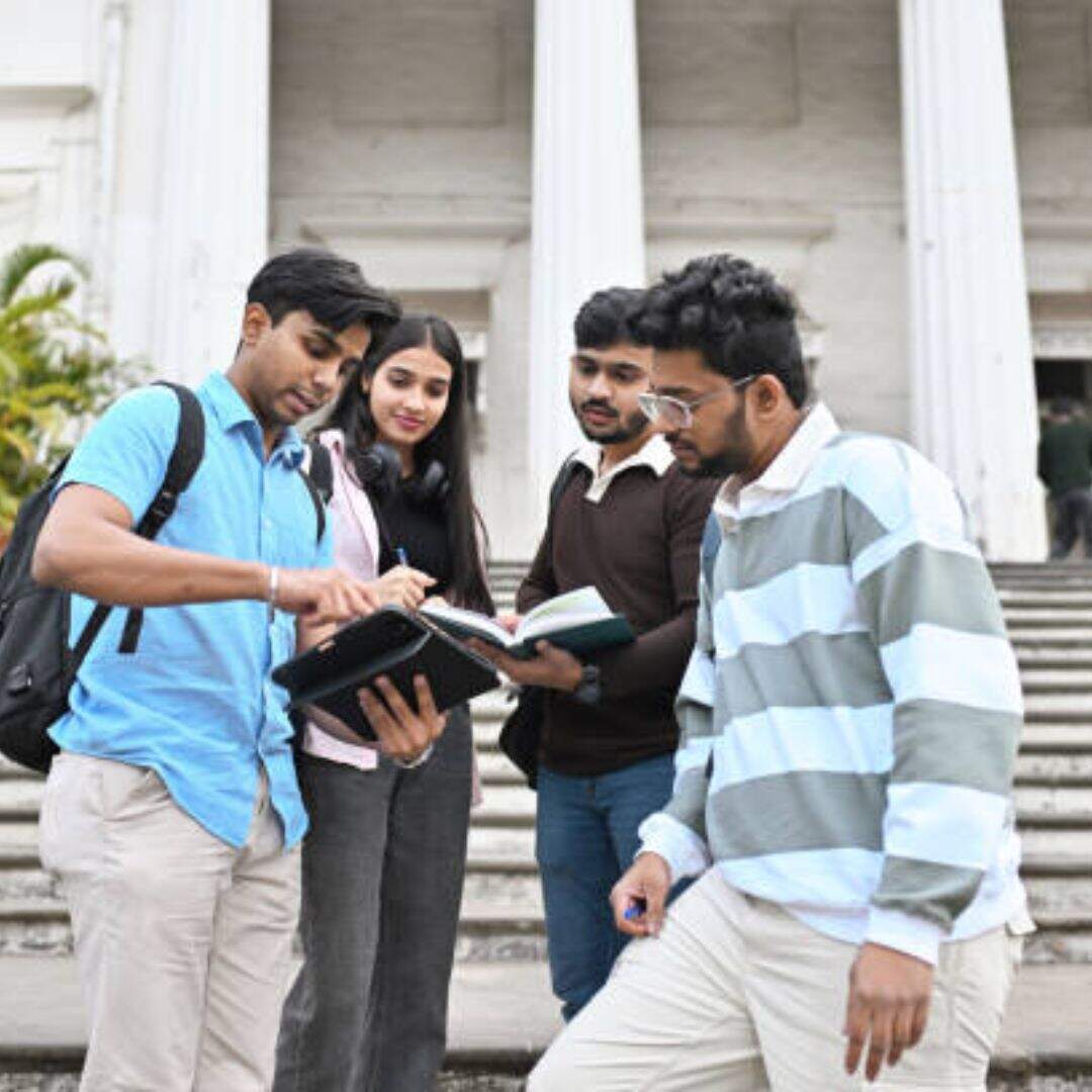 ​रोबोटिक्स और AI में डिप्लोमा​
