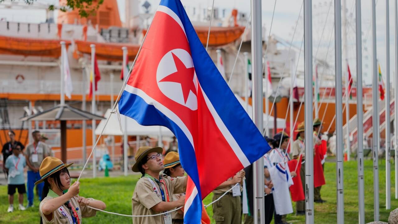 Flag hoisting ceremony In Asian Games Japan