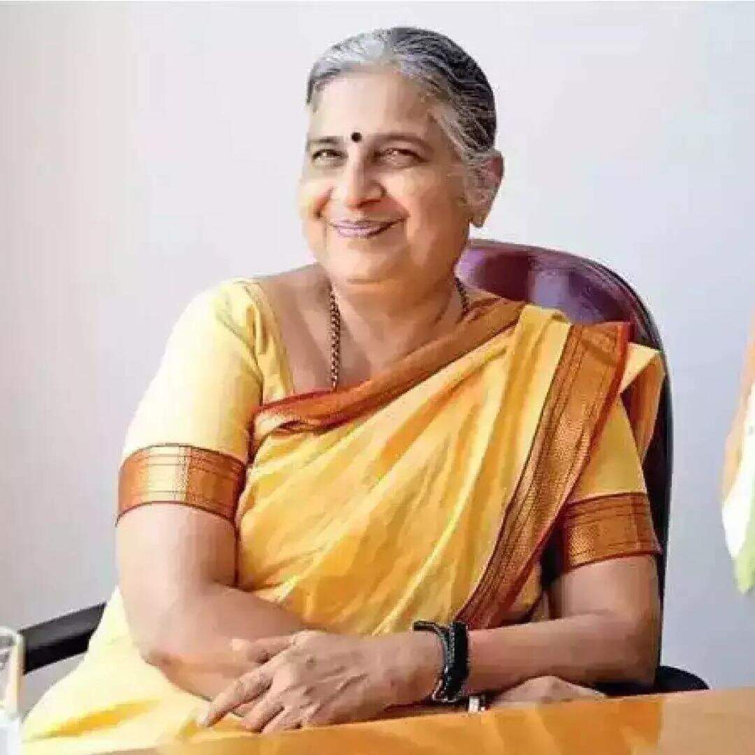 ​मां से तुलना न करने की हिदायत​