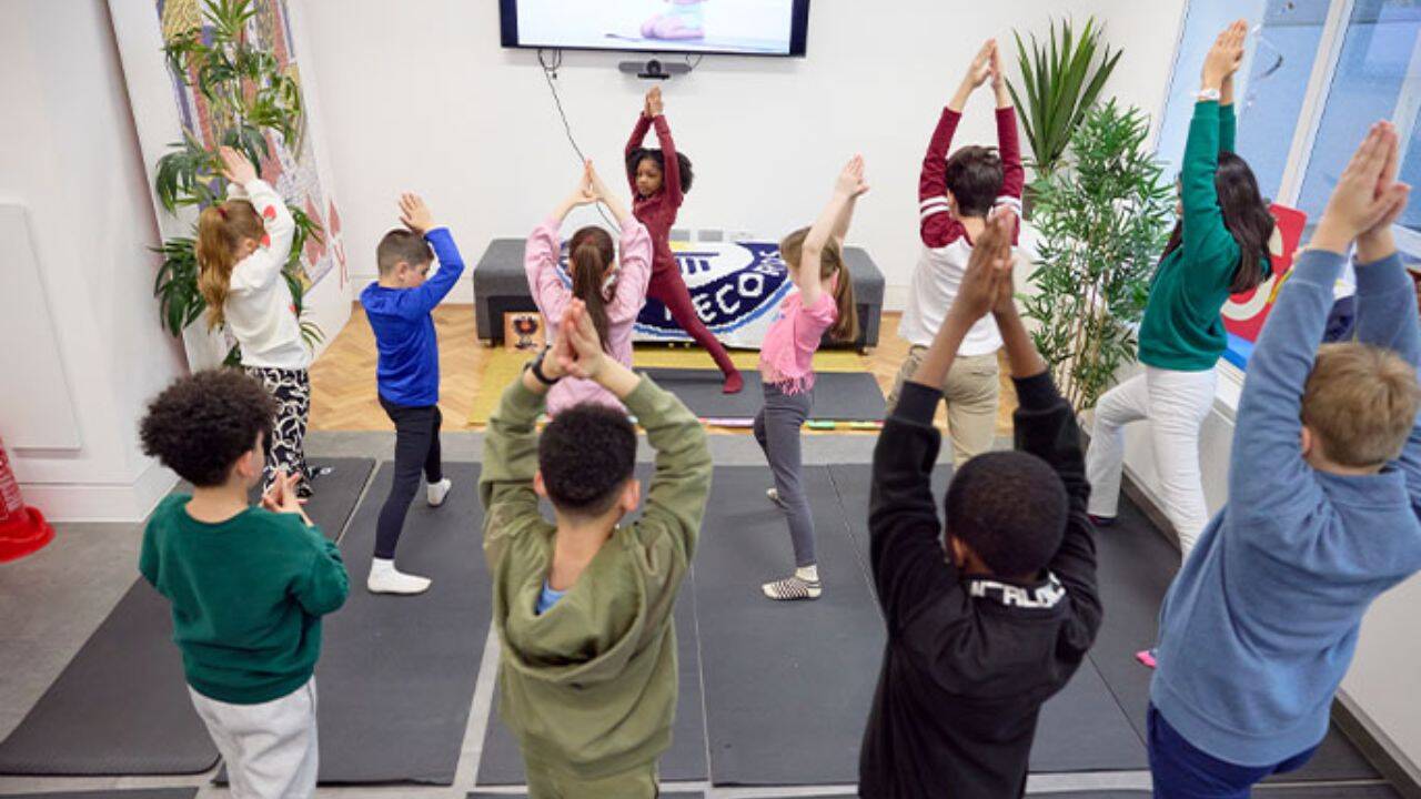 5 Years Old youngest yoga teacher Guinness world record