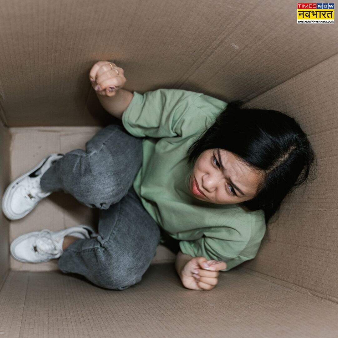 ​बात-बात पर चिढ़ना​