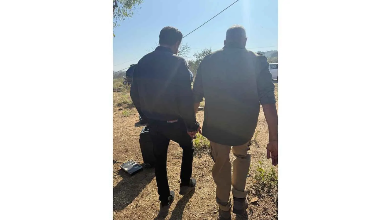 Anil Kapoor shared a picture with Nana Patekar