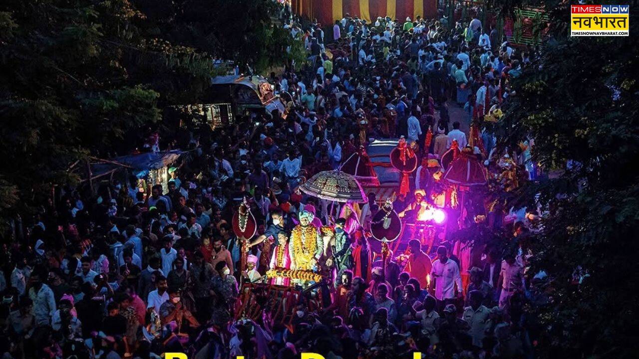 हर साल लगता है सैलानियों का जमावड़ा (Photo: BastarDussehra.com)