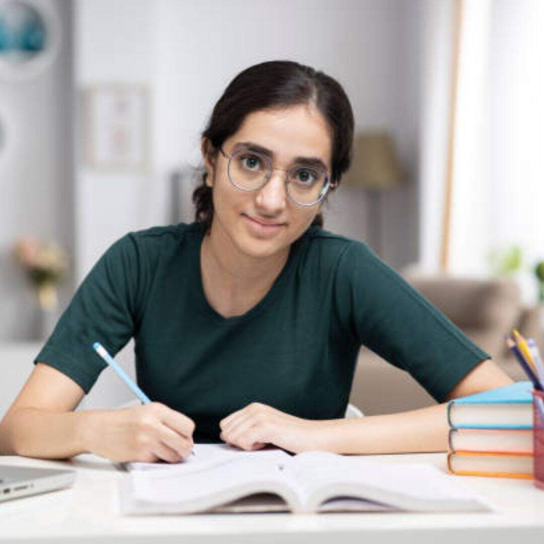 हिंदी कोर इन छात्रों के लिए उपयुक्त