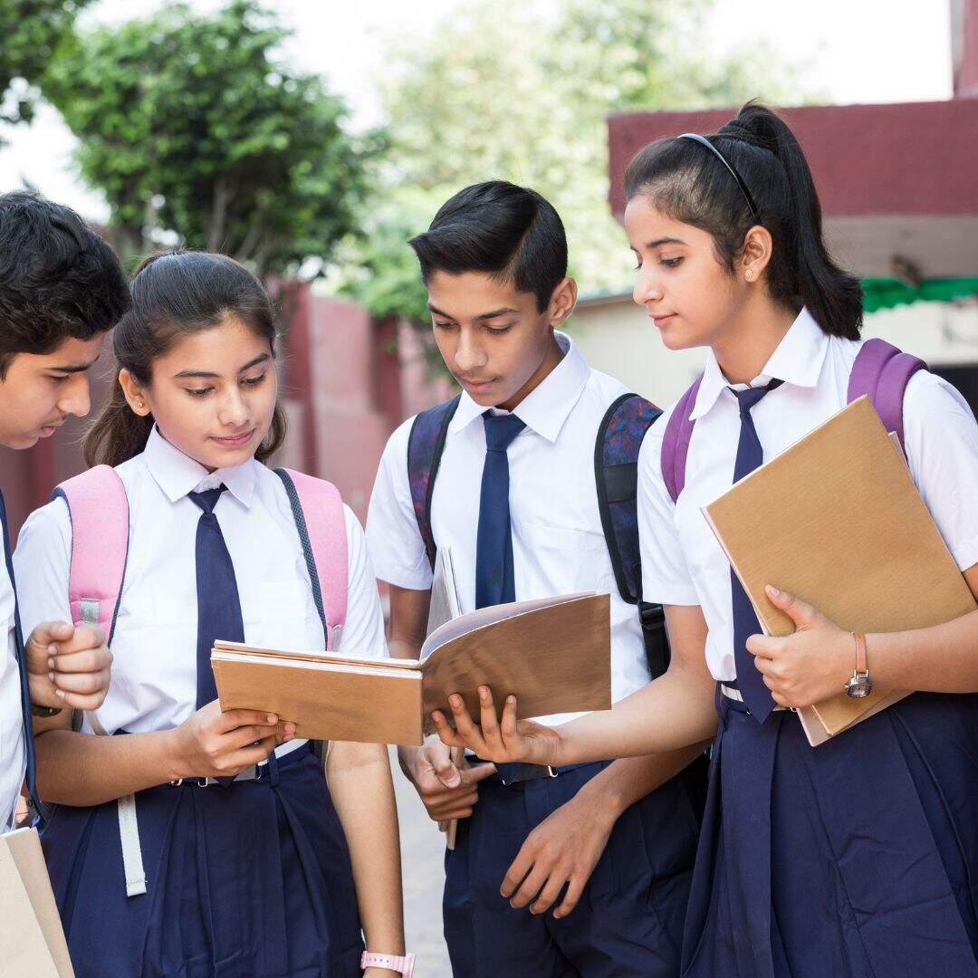 स्टेप-बाय-स्टेप जवाब लिखने की आदत डालें