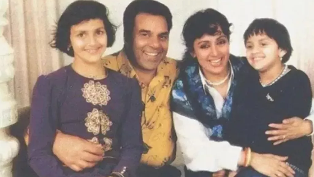 Hema Malini With Family