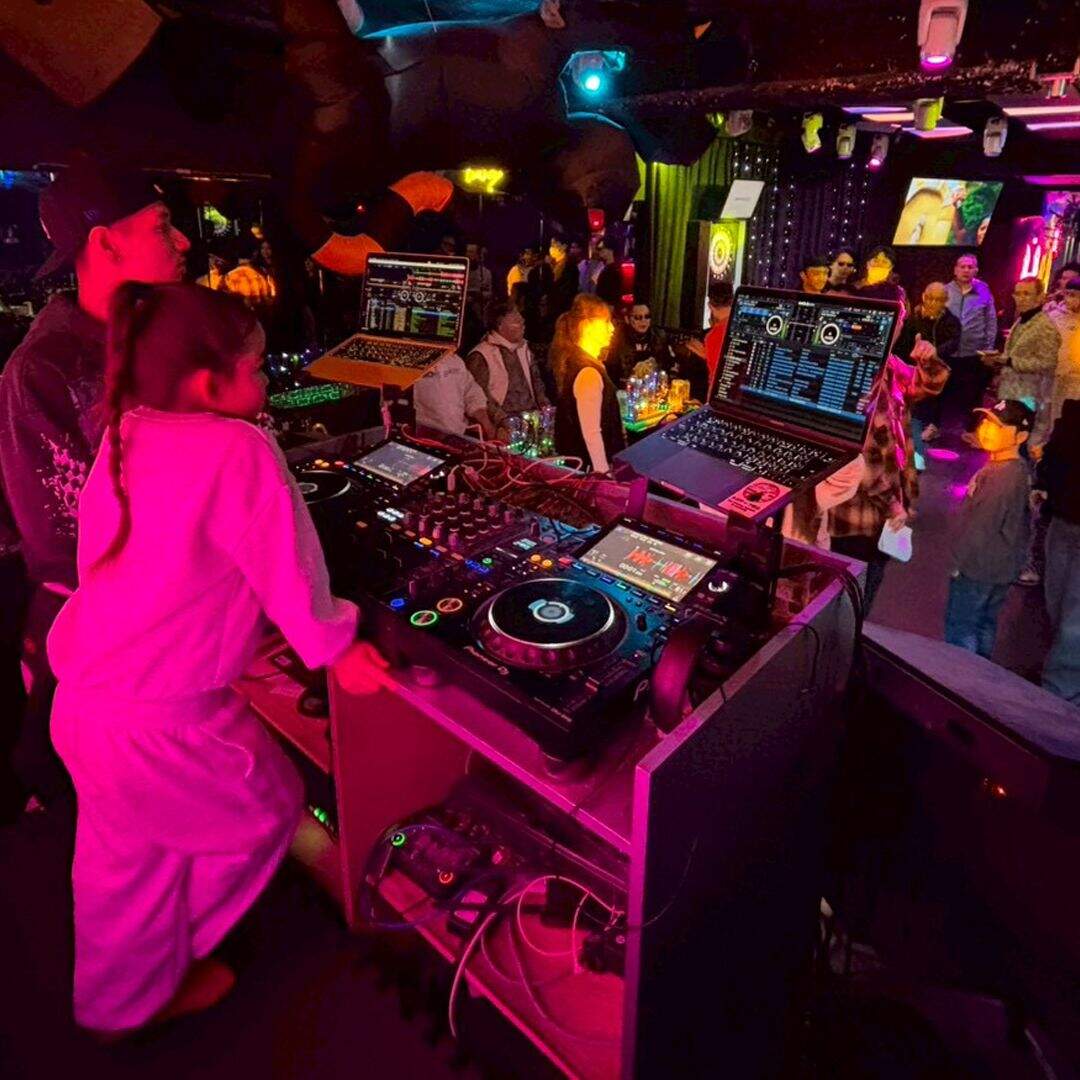 तीन साल की उम्र से शुरू हुआ DJ बनने का सफर