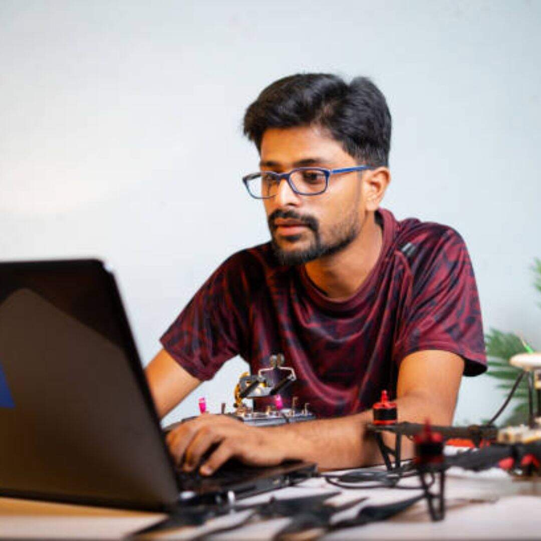 डिप्लोमा इन कंप्यूटर साइंस इंजीनियरिंग