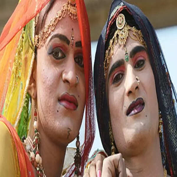 किन्नरों को इन चीजों का न करें दान