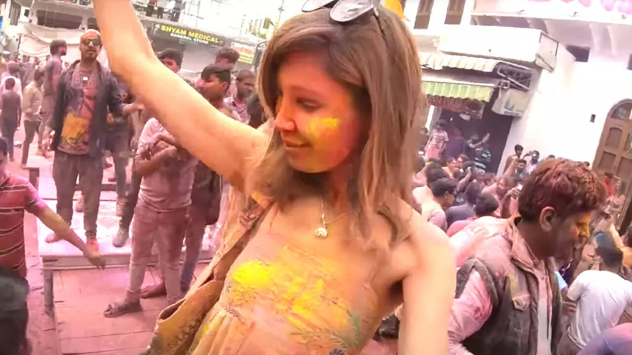 विदेशी टूरिस्टों को रहता है इंतजार