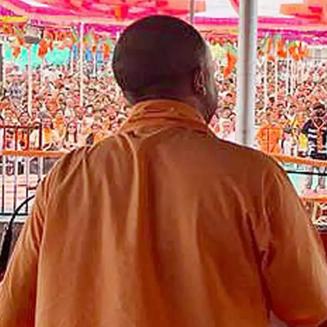 रोज सुबह 3 बजे उठते हैं सीएम योगी