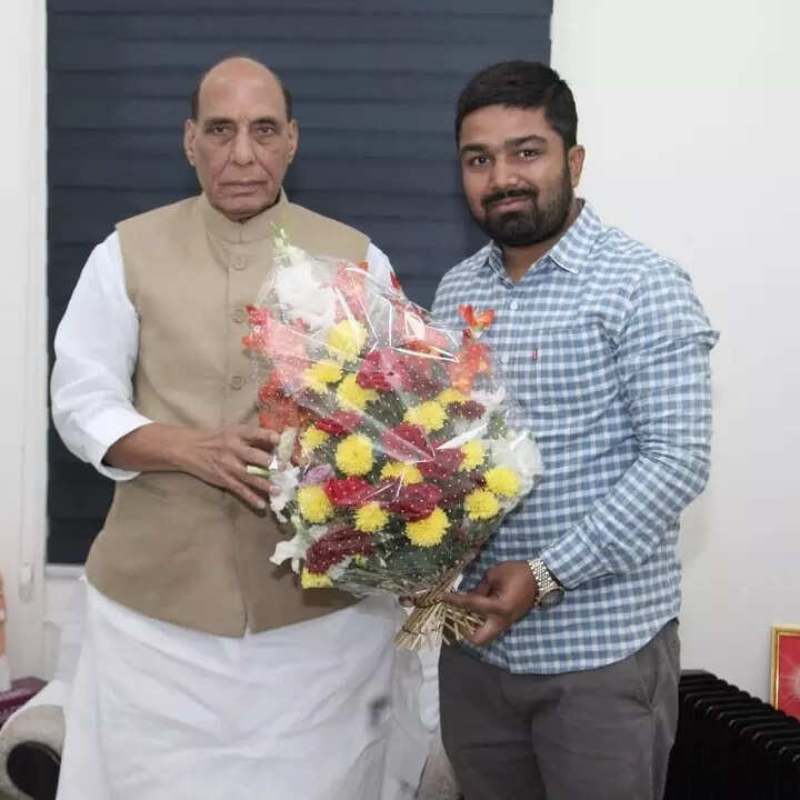 भाजपा के साथ नजदीकी का आरोप