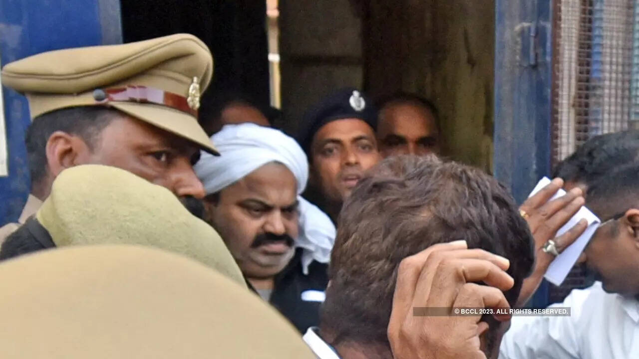 अतीक अहमद कैदी नंबर 17052
