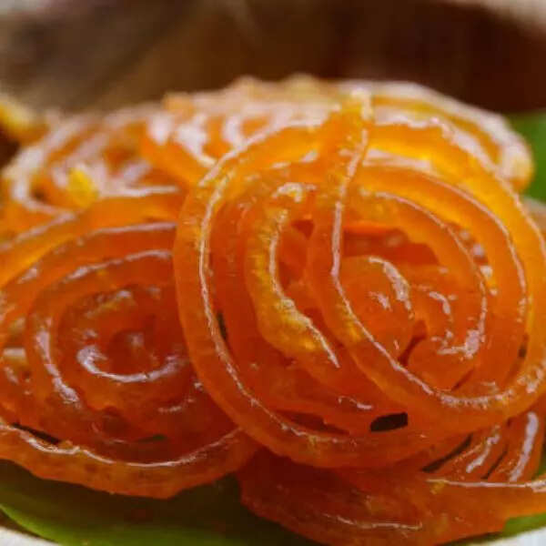 जलेबी का भोग- सिंह राशि