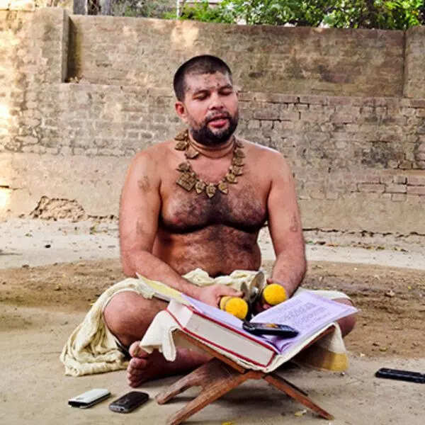 यह था असल नाम दादा-पिता की राह पर बढ़े