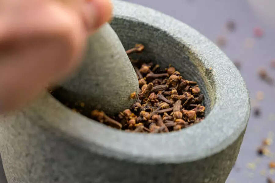 काम बनाने के लिए