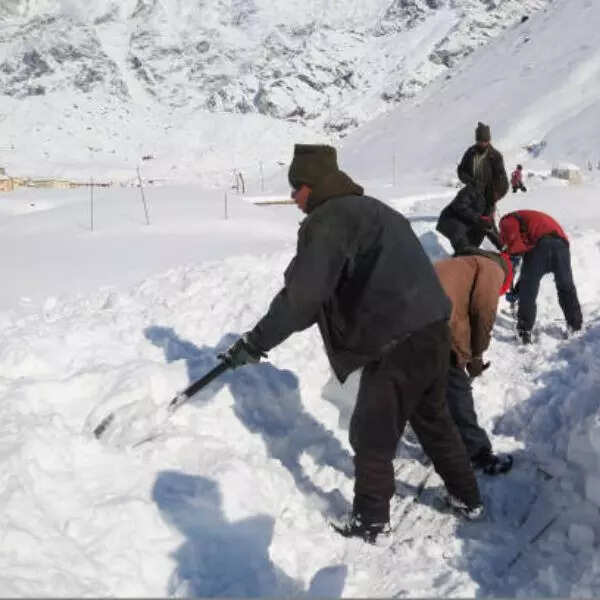400 साल बर्फ के भीतर दबा था केदारनाथ धाम