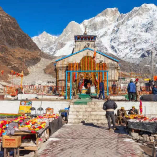 केदारनाथ मंदिर का निर्माण किसने करवाया