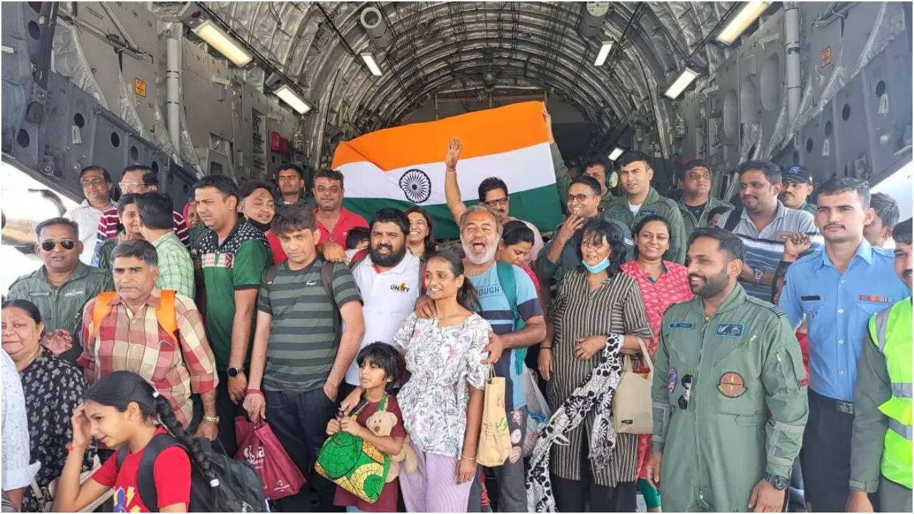 सूडान में लगे भारत मात की जय के नारे