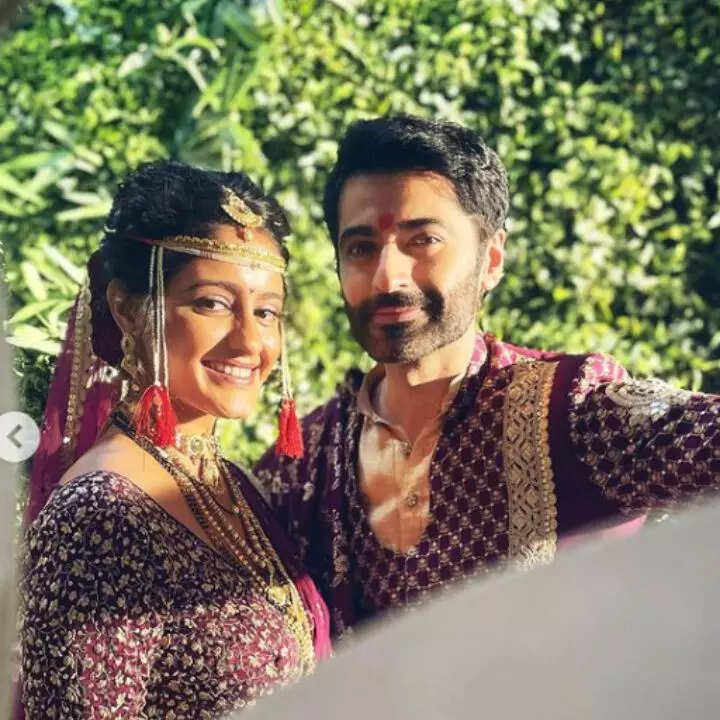 सई ने फैंस को दिया अपडेट