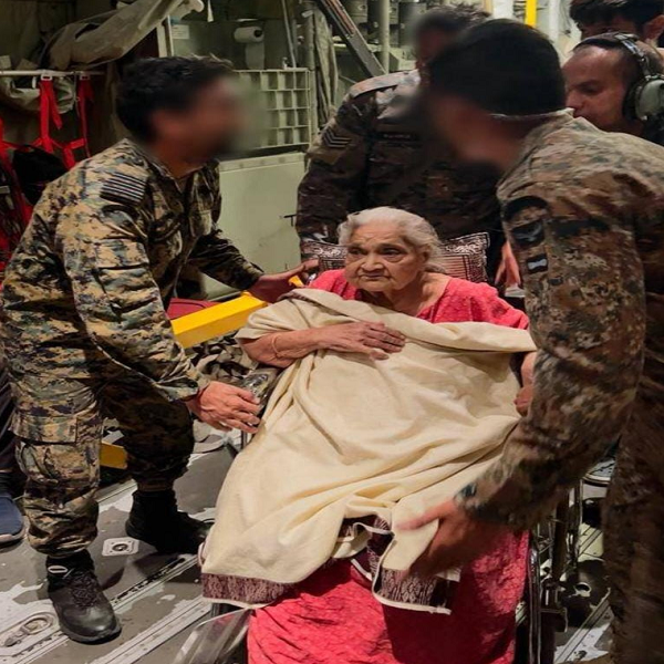 रविवार को इस अभियान के तहत 229 भारतीय बेंगलुरू पहुंचे थे। बीते शुक्रवार को दो जत्थों में 754 नागरिक भारत आए।