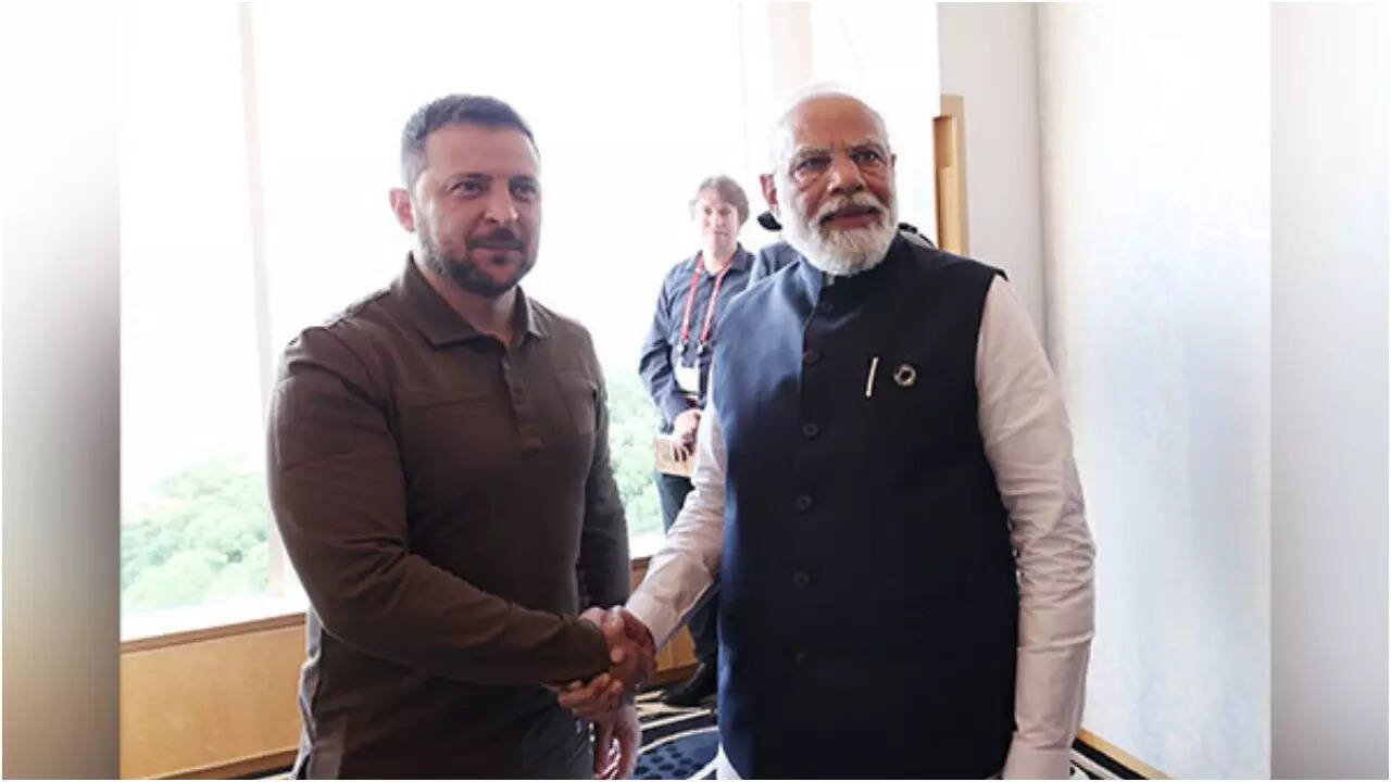 PM Modi met Volodymyr Zelensky
