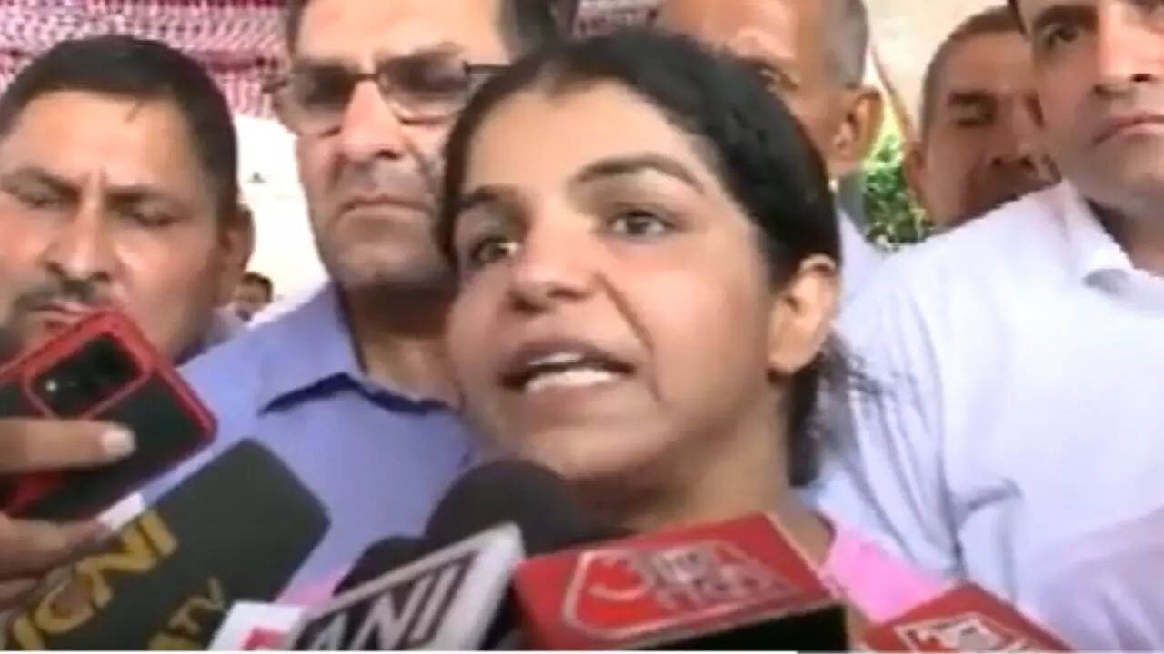 Sakshi Malik, Wrestlers Protest, Brij Bhushan Sharan Singh