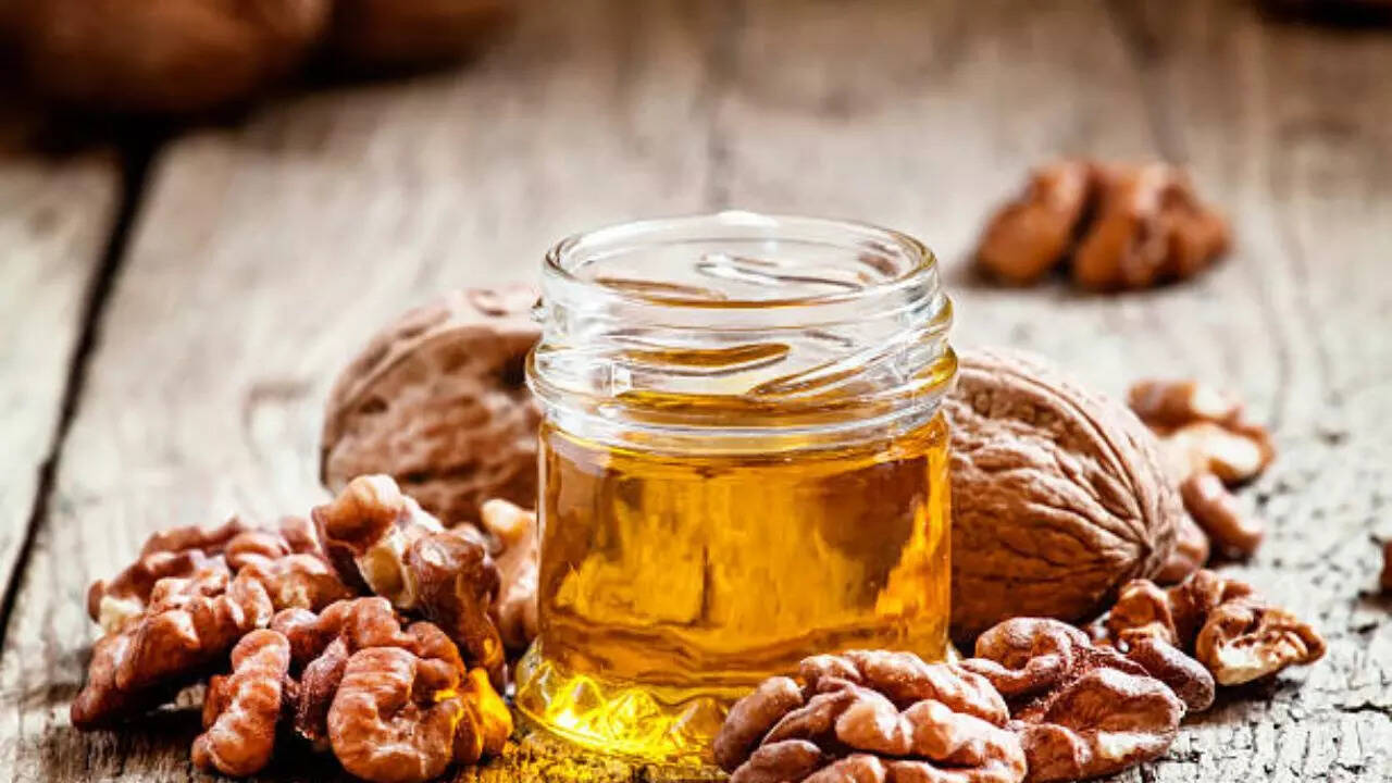 Walnut Oil Benefits