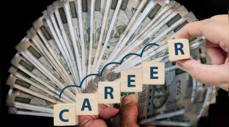 7th Pay Commission: सैलरी बाद में बढ़ेगी, पहले दिया जाएगा प्रमोशन, इन सरकारी कर्मचारियों की बल्ले-बल्ले