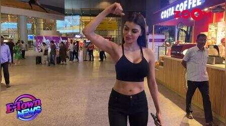 sherlyn chopra ने एयरपोर्ट पर बताया अपना फिटनेस मंत्रा, लोगों ने पकड़ लिया माथा