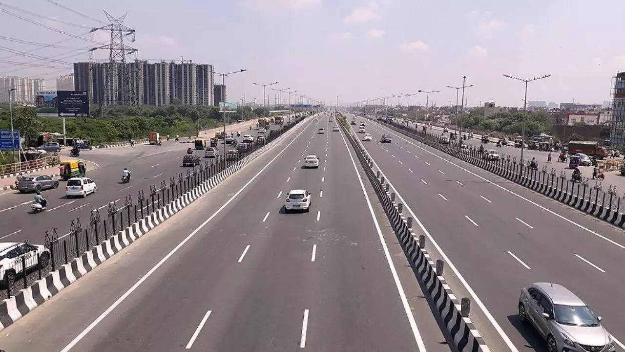 Delhi Dehradun expressway
