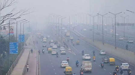 Air Pollution In Delhi: दिल्ली में 50 फीसदी कर्मचारी करेंगे वर्क फ्रॉम होम, सिर्फ चलेंगे CNG-इलेक्ट्रिक वाहन