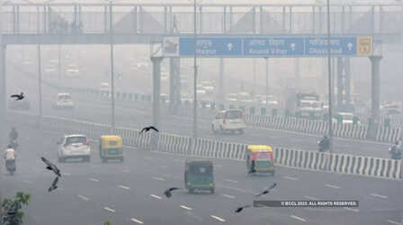 ग्रैप-4 से बाहर आया दिल्ली-NCR, हवा में सुधार के साथ सख्त प्रतिबंध खत्म, जानें कितनी मिलेगी राहत